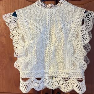 Indikah lace top size Medium